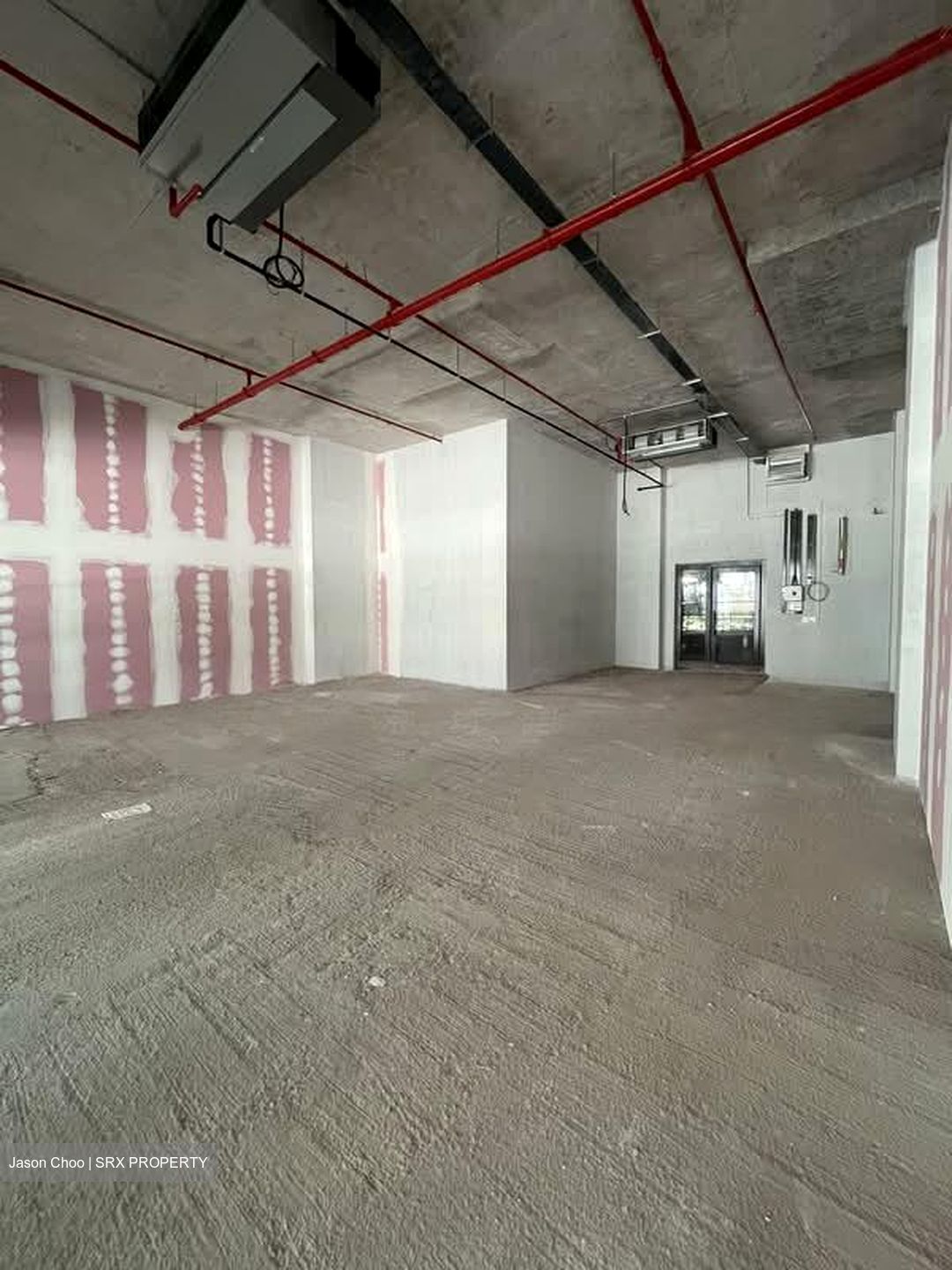 Middle Road (D7), Retail #554057941